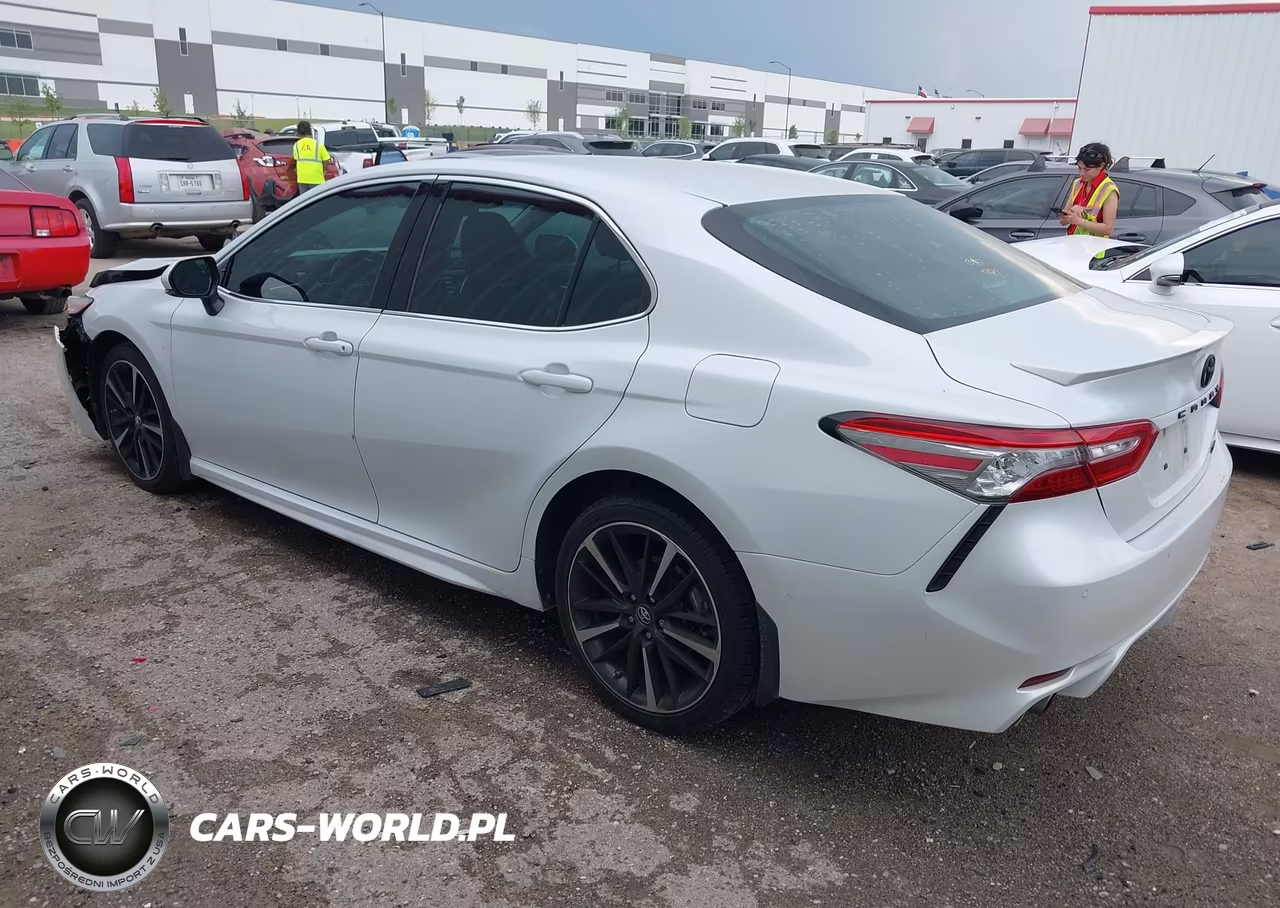 2018 Toyota Camry Xse VIN:4T1B61HK6JU123178 - 14