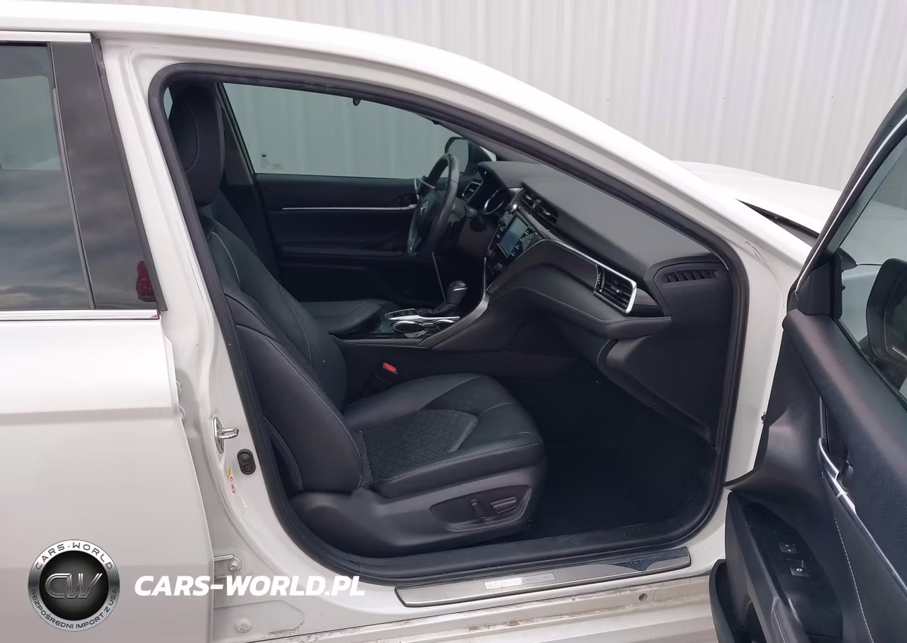 2018 Toyota Camry Xse VIN:4T1B61HK6JU123178 - 5