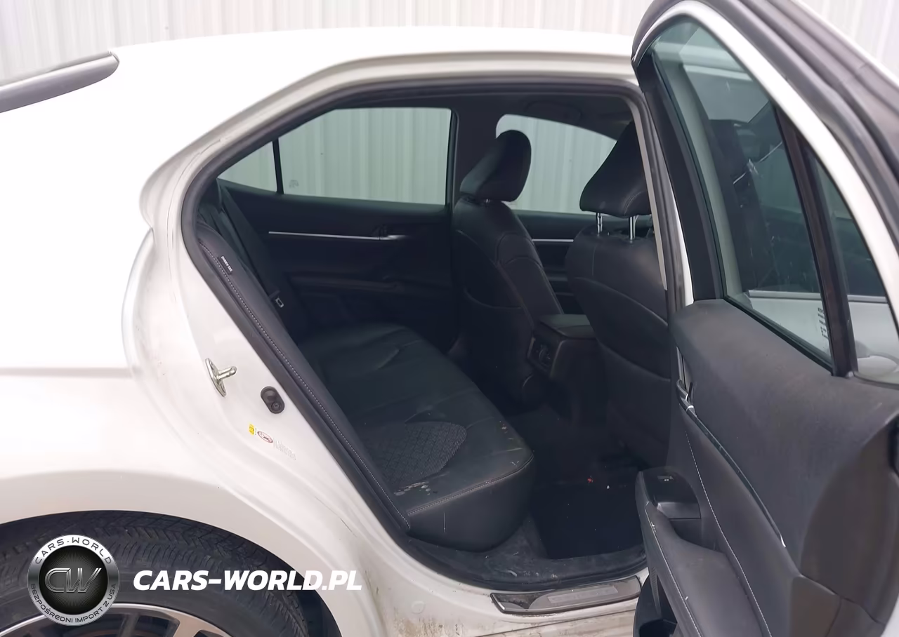 2018 Toyota Camry Xse VIN:4T1B61HK6JU123178 - 8