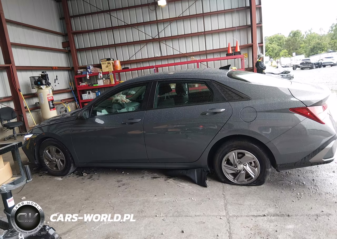 2025 Hyundai Elantra Se VIN:KMHLL4DG9SU025621 - 14