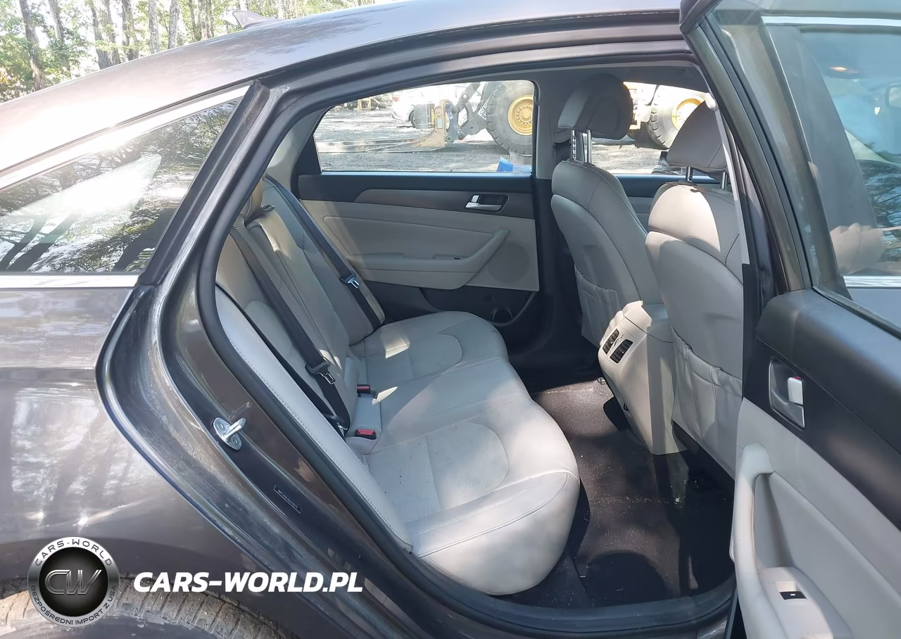 2016 Hyundai Sonata Sport VIN:5NPE34AF4GH278372 - 8