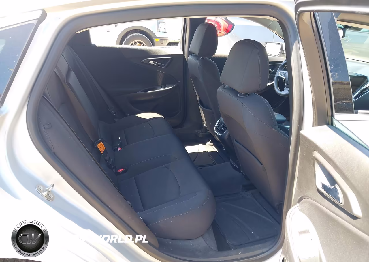 2019 Chevrolet Malibu Lt VIN:1G1ZD5ST1KF126893 - 8