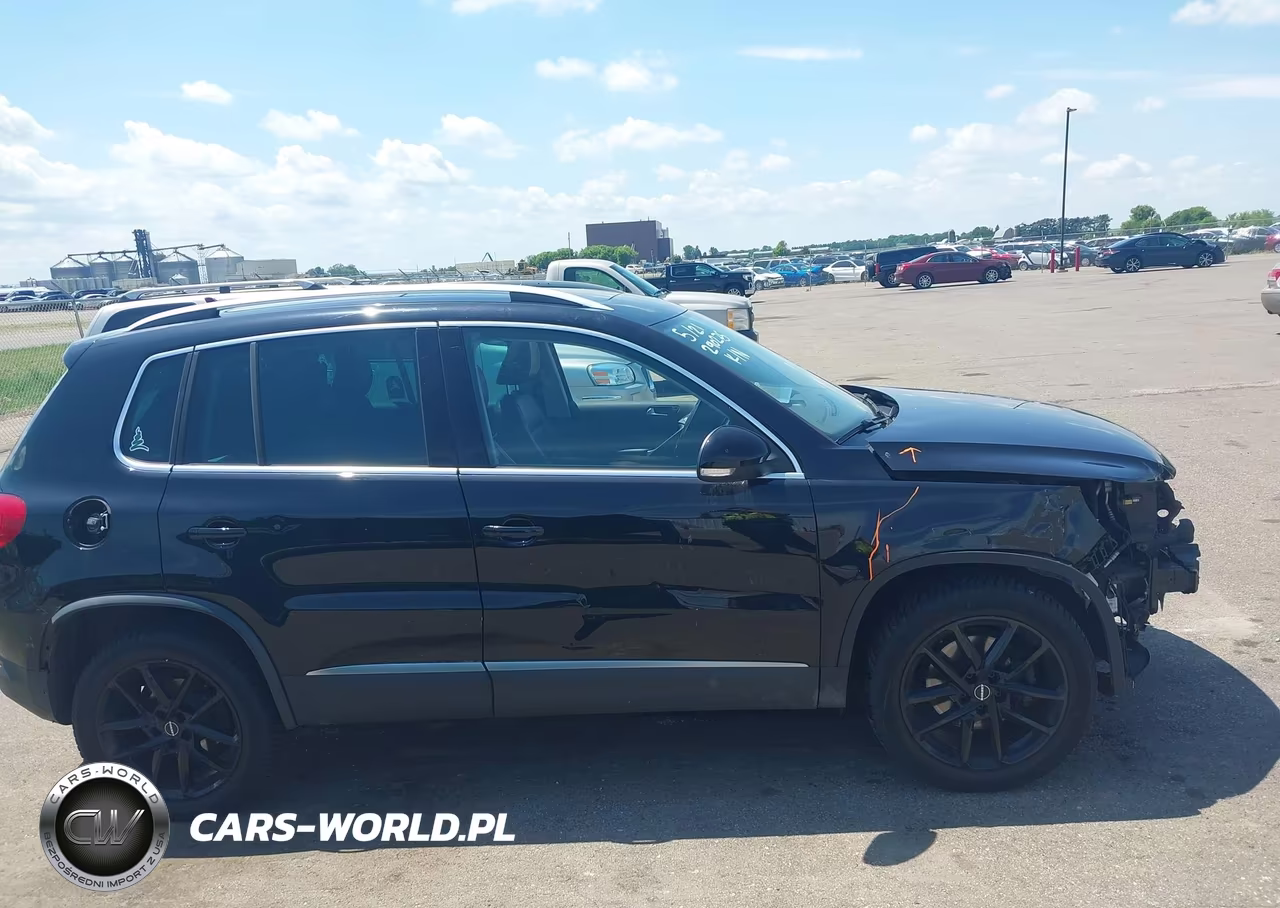 2017 Volkswagen Tiguan 2.0T Sel VIN:WVGWV7AX2HK016356 - 13