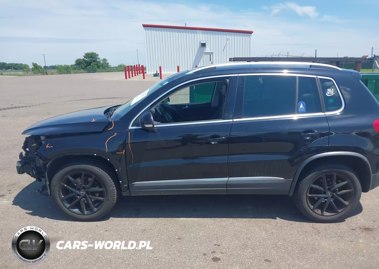 2017 Volkswagen Tiguan 2.0T Sel VIN:WVGWV7AX2HK016356 - 14