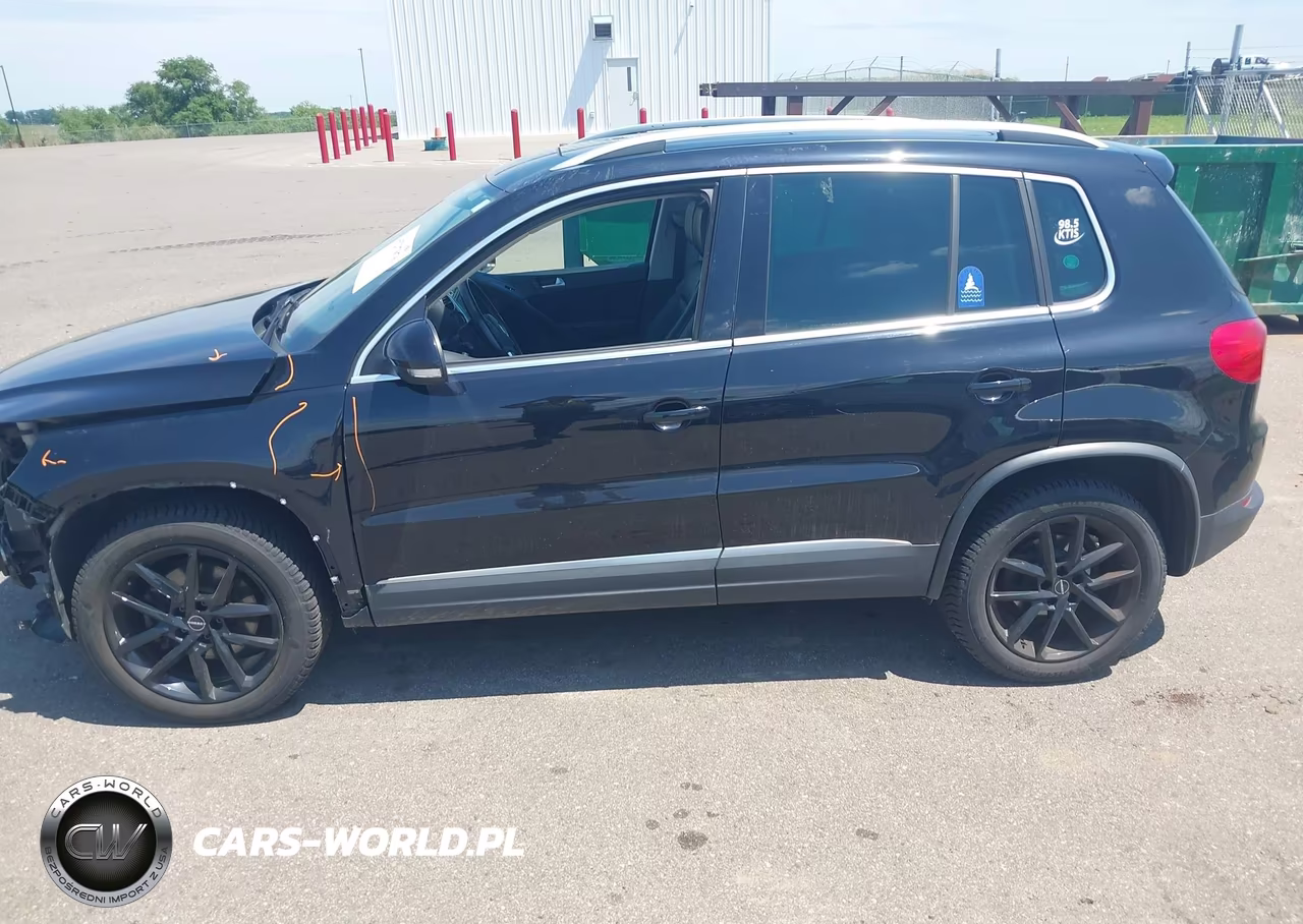 2017 Volkswagen Tiguan 2.0T Sel VIN:WVGWV7AX2HK016356 - 18