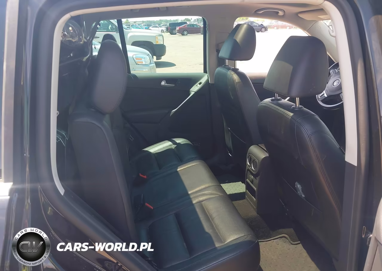 2017 Volkswagen Tiguan 2.0T Sel VIN:WVGWV7AX2HK016356 - 8