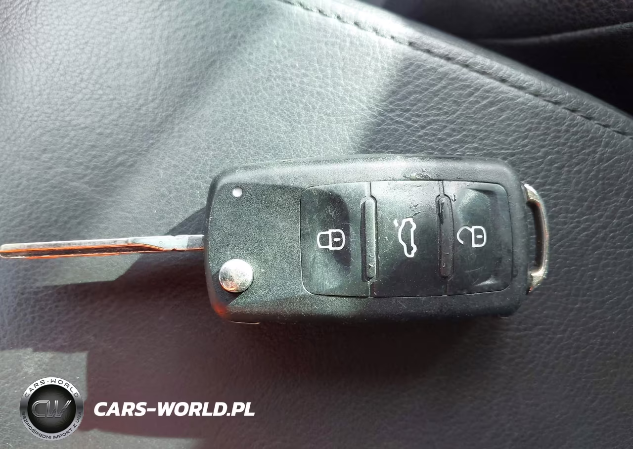 2012 Volkswagen Tiguan Le VIN:WVGAV7AX9CW560817 - 11
