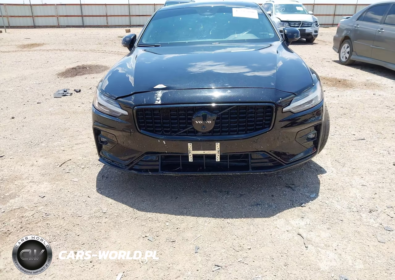 2024 Volvo S60 B5 Plus Black Edition VIN:7JRL12FH4RG282958 - 6
