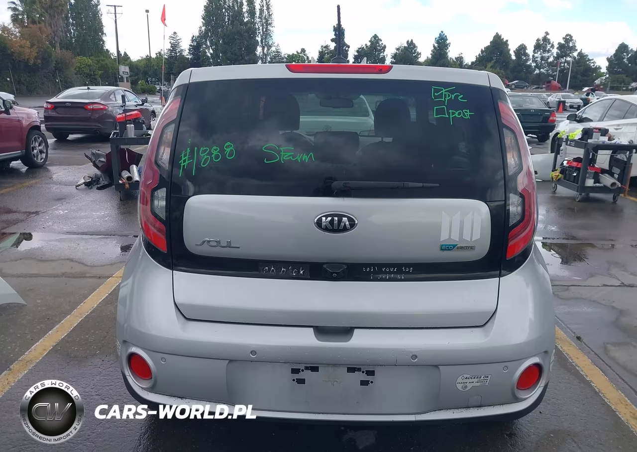 2016 Kia Soul Ev + VIN:KNDJX3AE1G7007486 - 16