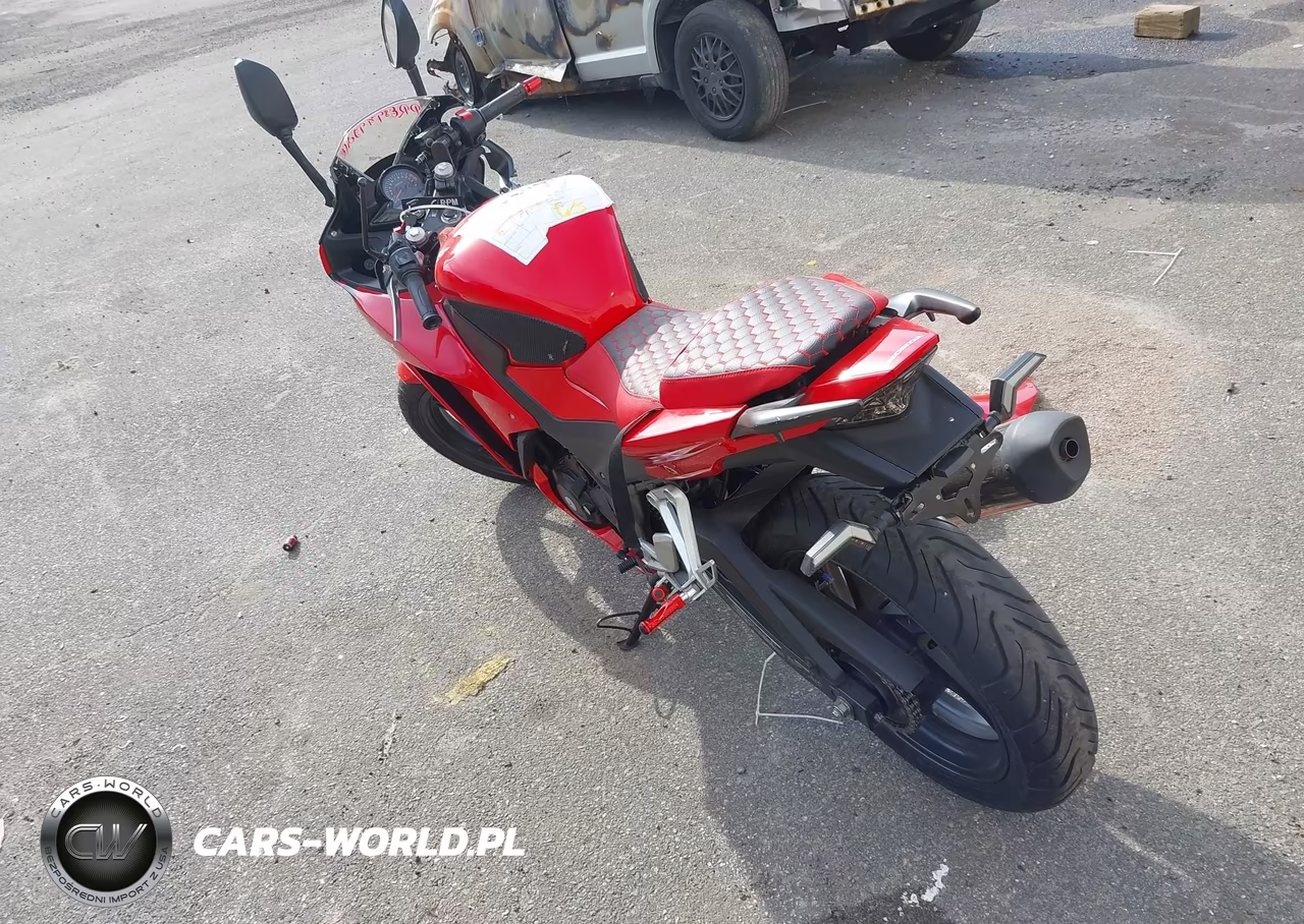 2015 Honda Cbr300 R VIN:MLHNC5105F5100970 - 3