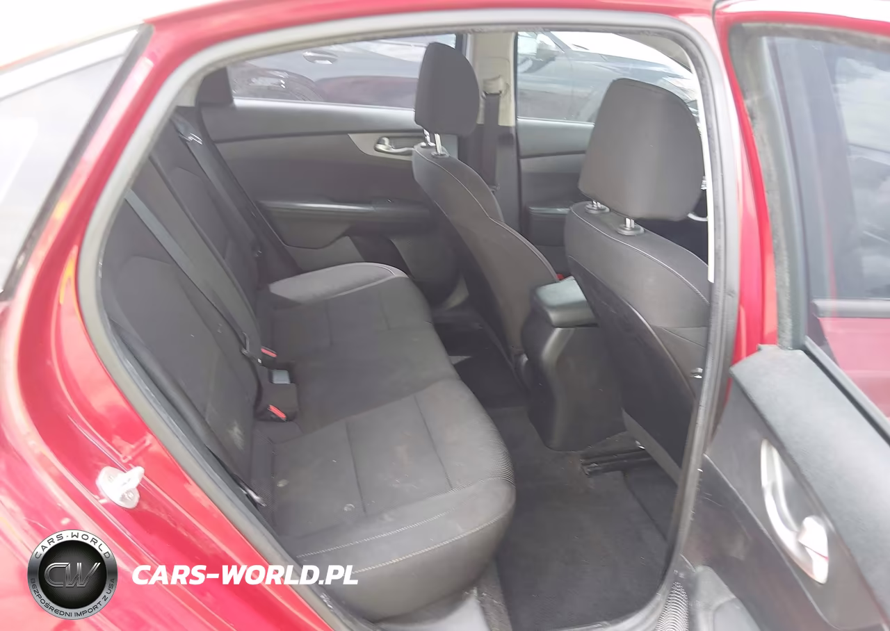 2019 Kia Forte Lxs VIN:3KPF24AD1KE063440 - 8