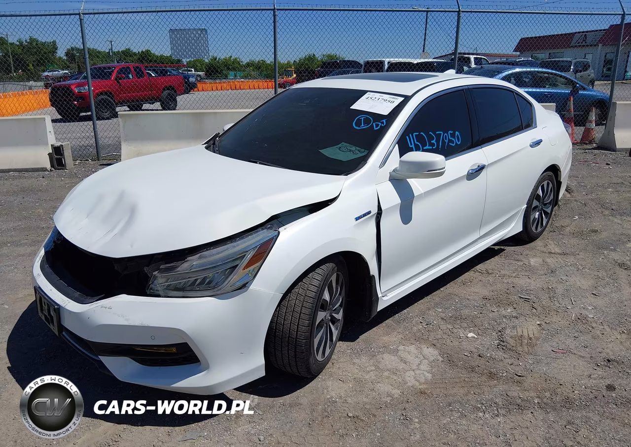 2017 Honda Accord Hybrid Touring VIN:JHMCR6F77HC031426 - 2