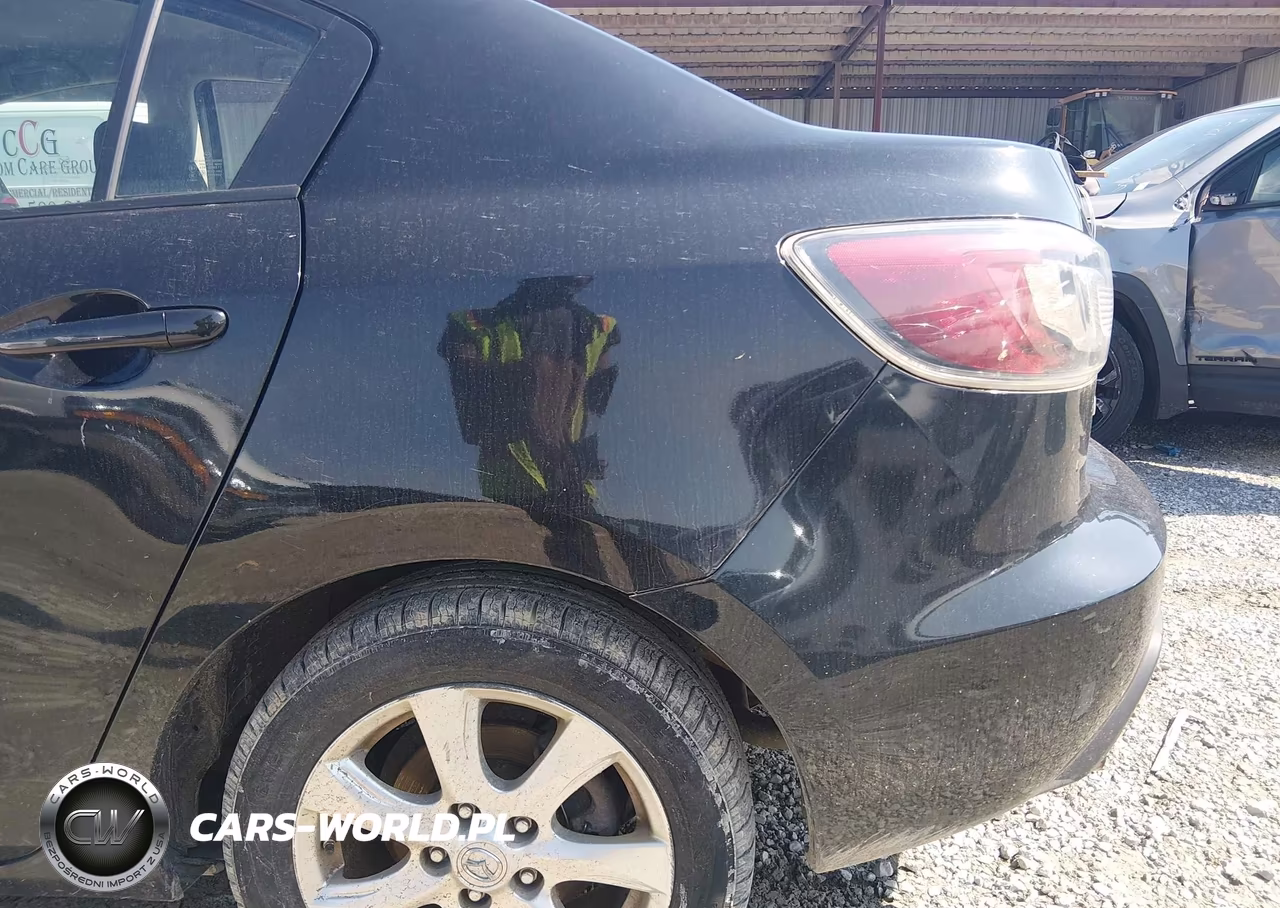 2011 Mazda Mazda3 I Touring VIN:JM1BL1VF7B1366697 - 12