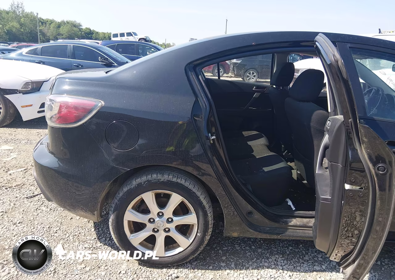 2011 Mazda Mazda3 I Touring VIN:JM1BL1VF7B1366697 - 8