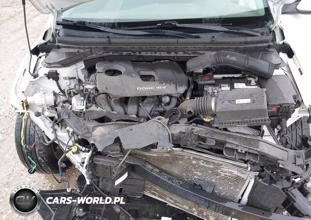 2018 Hyundai Elantra Sel VIN:5NPD84LF3JH261550 - 10