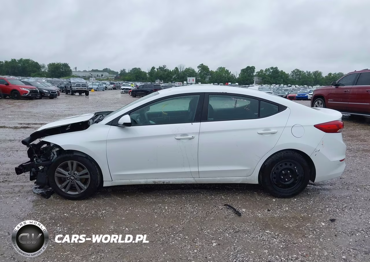 2018 Hyundai Elantra Sel VIN:5NPD84LF3JH261550 - 15