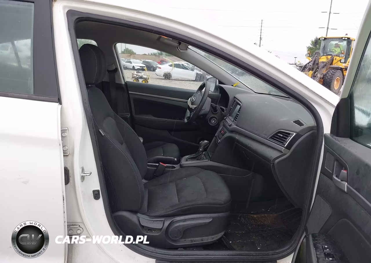 2018 Hyundai Elantra Sel VIN:5NPD84LF3JH261550 - 5