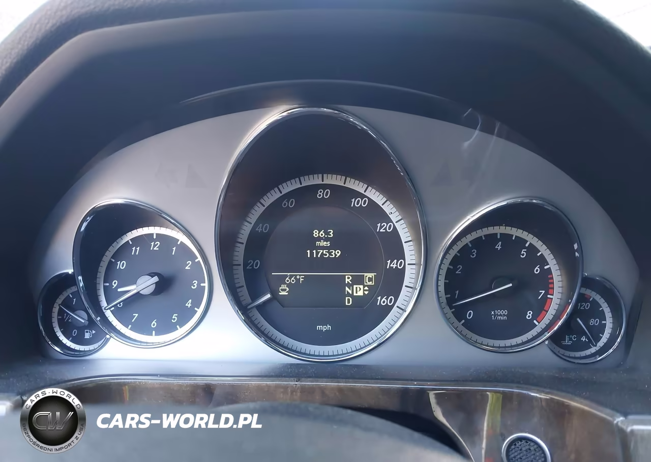 2010 Mercedes-Benz E 350 4Matic VIN:WDDHF8HB4AA144111 - 7
