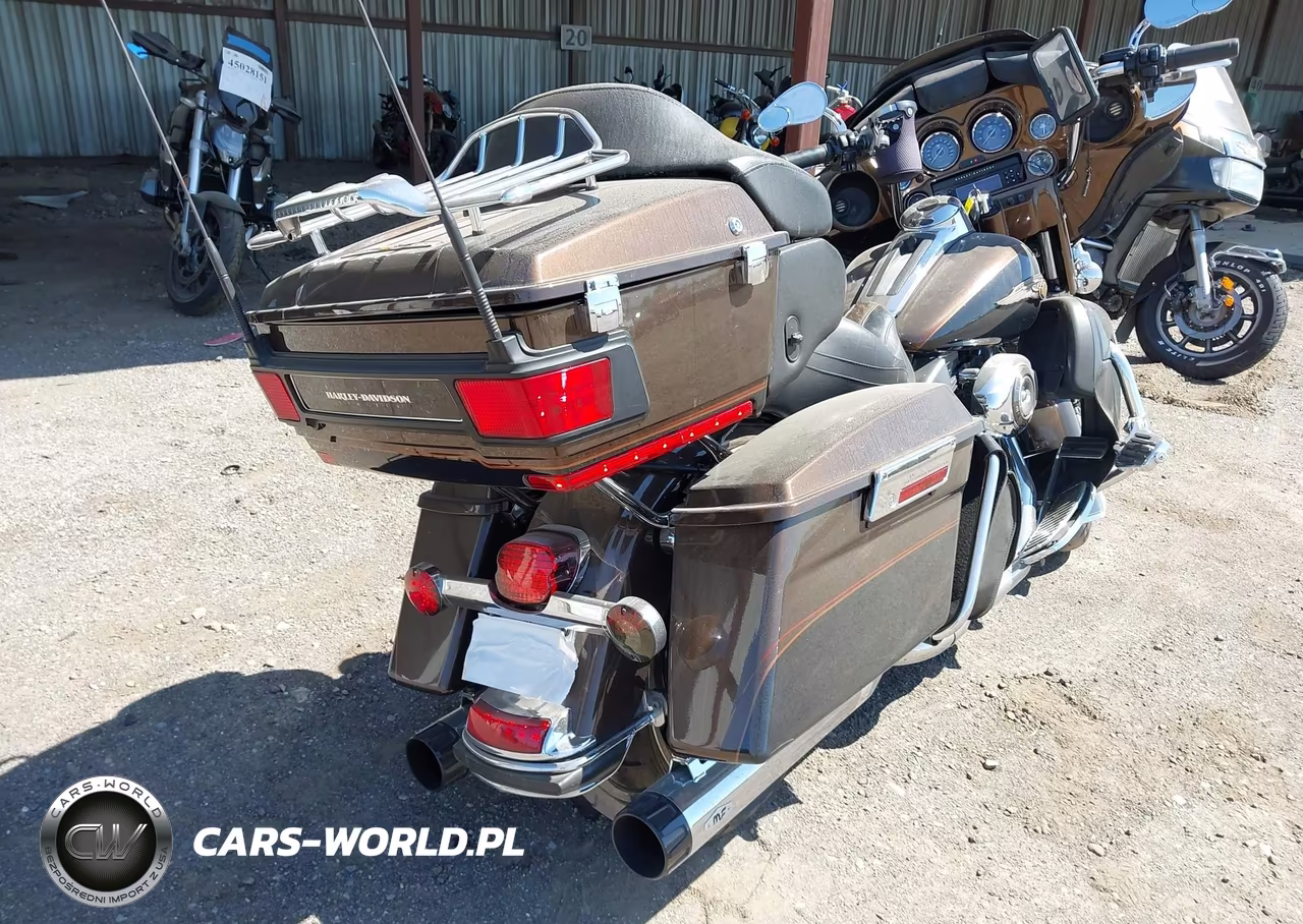2013 Harley-Davidson Flhtk Electra Glide Ult Ltd-Ann VIN:1HD1KEM26DB612722 - 4