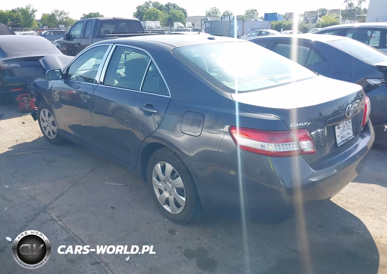 2010 Toyota Camry Le VIN:4T1BF3EK6AU577821 - 3