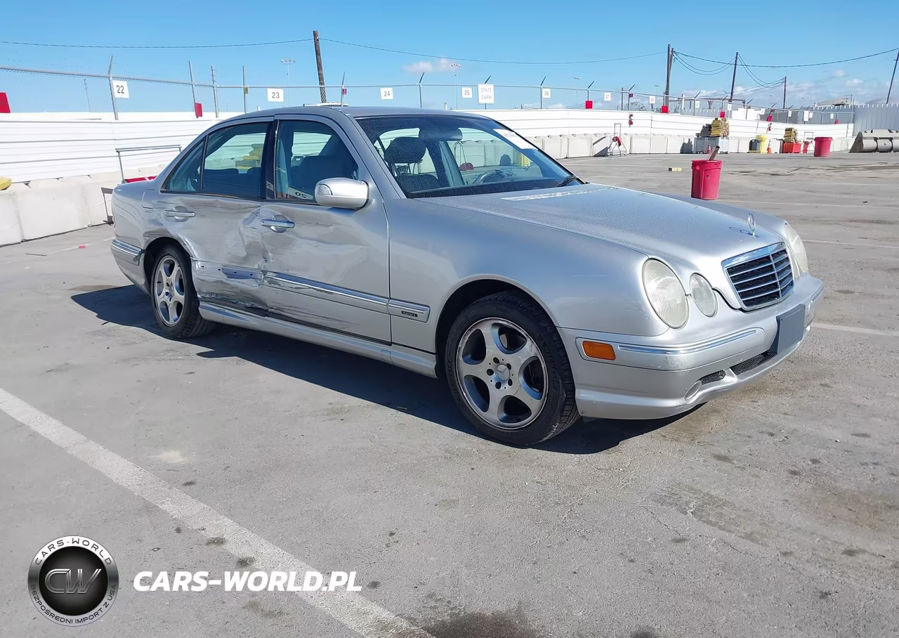 2001 Mercedes-Benz E 320