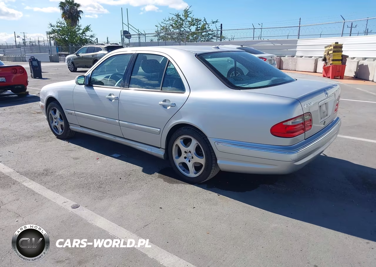 2001 Mercedes-Benz E 320 VIN:WDBJF65J71B337258 - 3