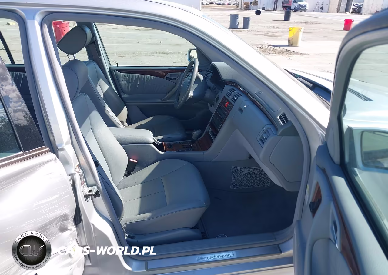2001 Mercedes-Benz E 320 VIN:WDBJF65J71B337258 - 5