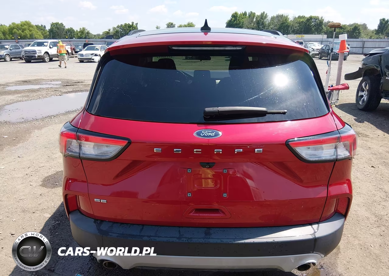 2021 Ford Escape Se VIN:1FMCU0G60MUA49432 - 16
