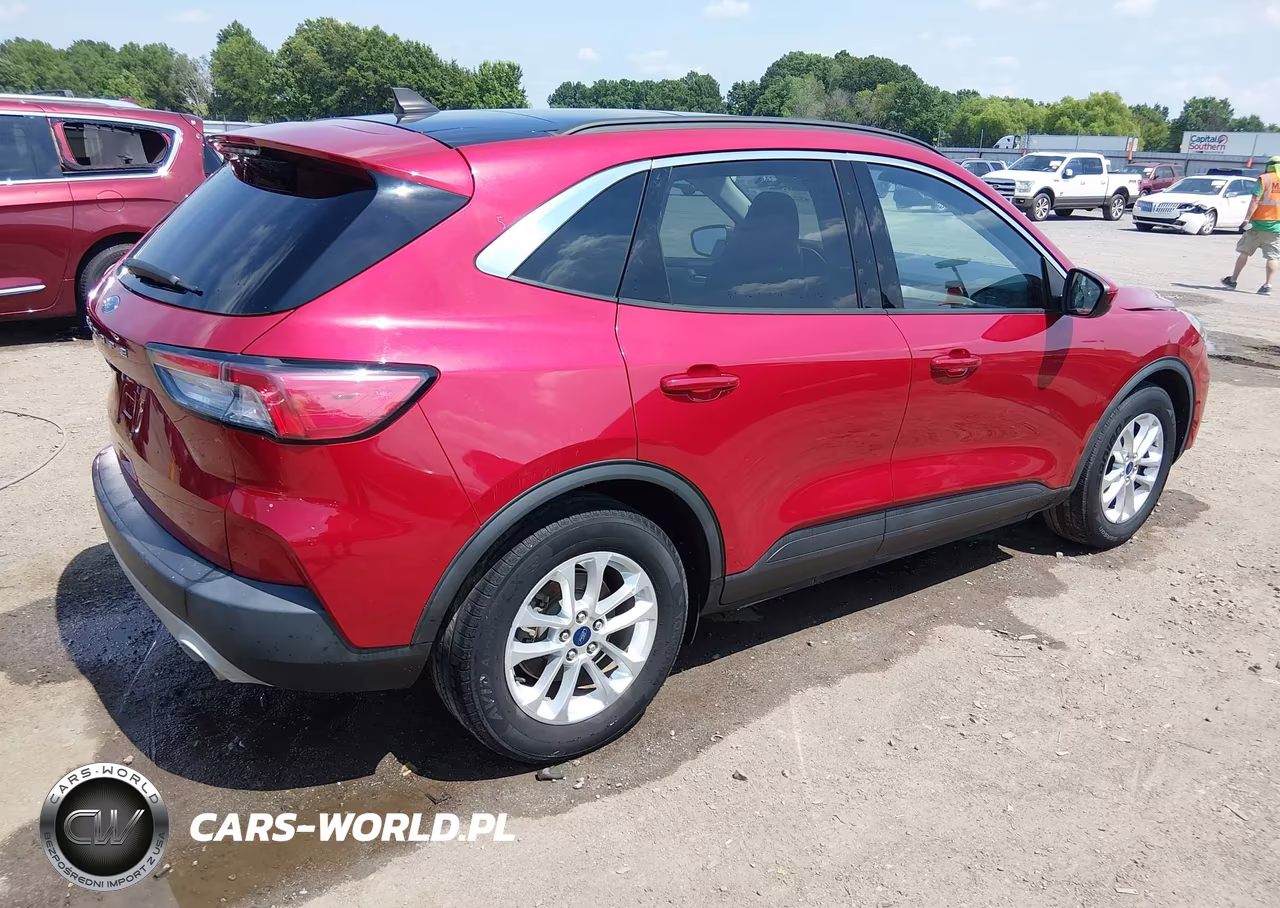 2021 Ford Escape Se VIN:1FMCU0G60MUA49432 - 4