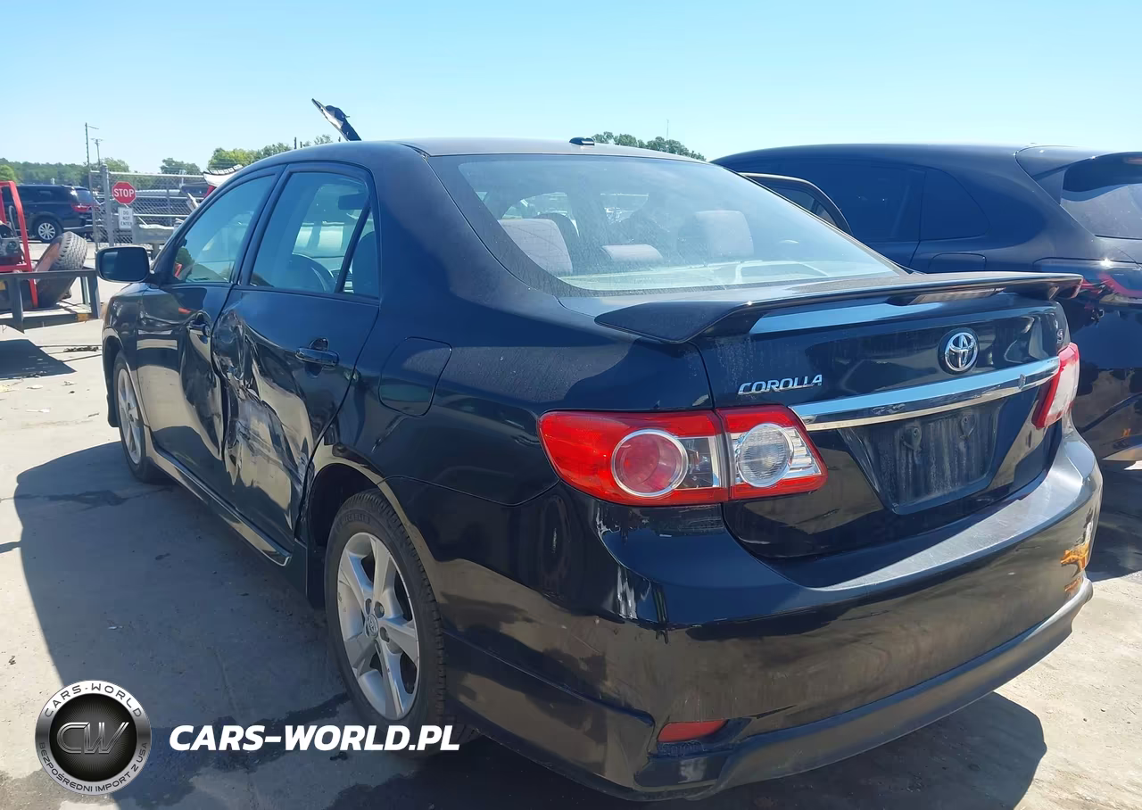 2011 Toyota Corolla S VIN:2T1BU4EE0BC701798 - 3