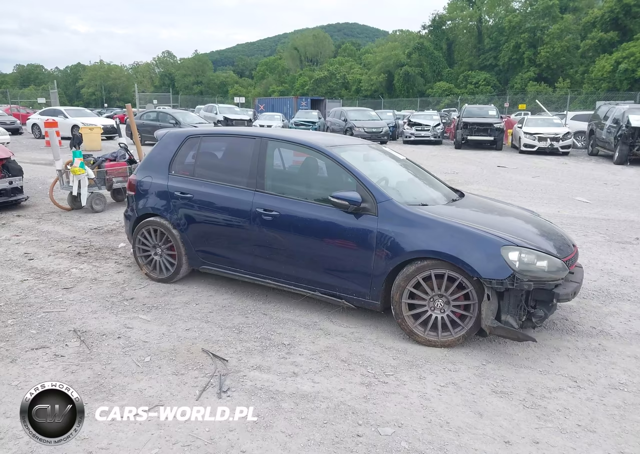 2010 Volkswagen Gti 4-Door – zdjęcie 1 z 17