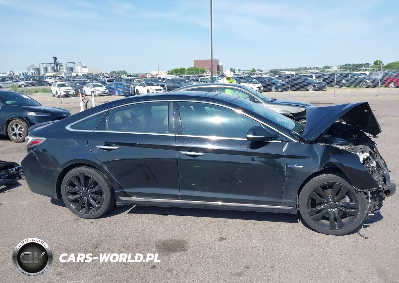 2016 Hyundai Sonata Hybrid Limited VIN:KMHE34L10GA017177 - 14