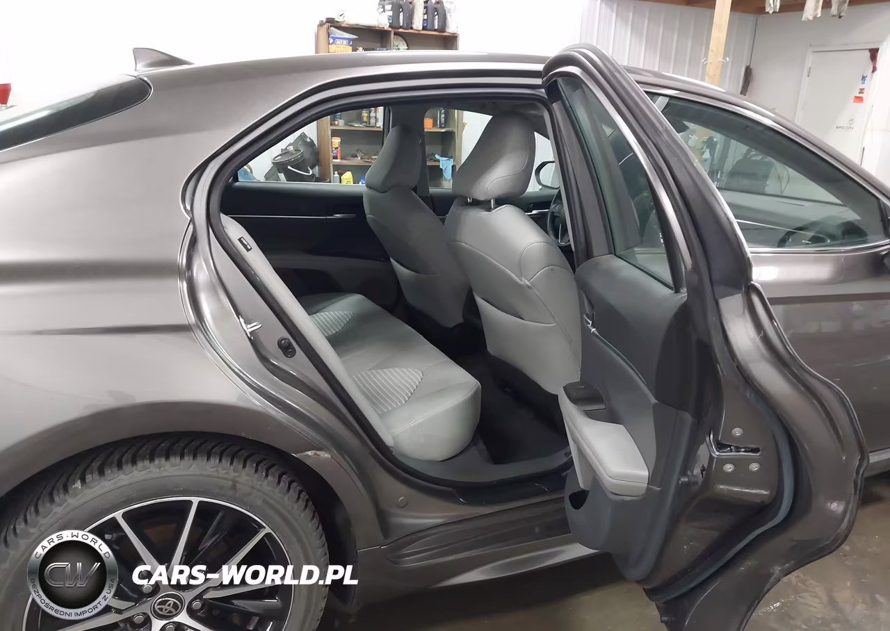 2024 Toyota Camry Se VIN:4T1G11BKXRU117036 - 8