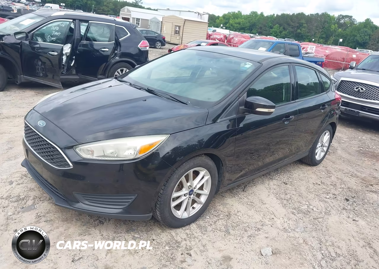 2015 Ford Focus Se VIN:1FADP3K27FL259272 - 2
