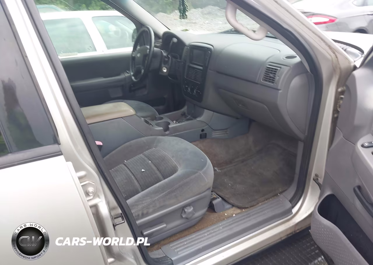 2002 Ford Explorer Xlt VIN:1FMZU73K92UD32401 - 5