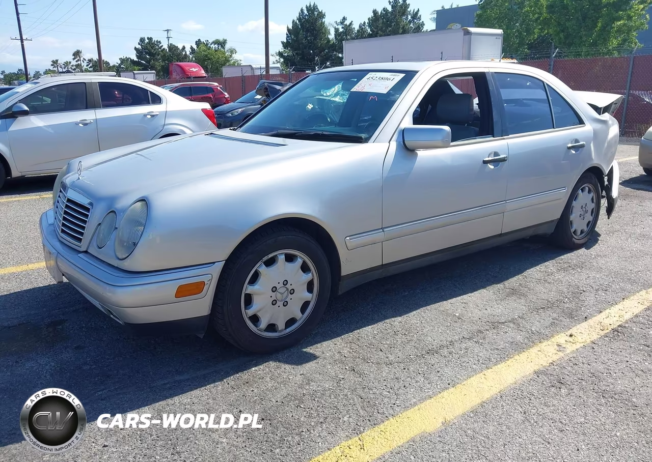 1998 Mercedes-Benz E 320 VIN:WDBJF65F0WA605821 - 2