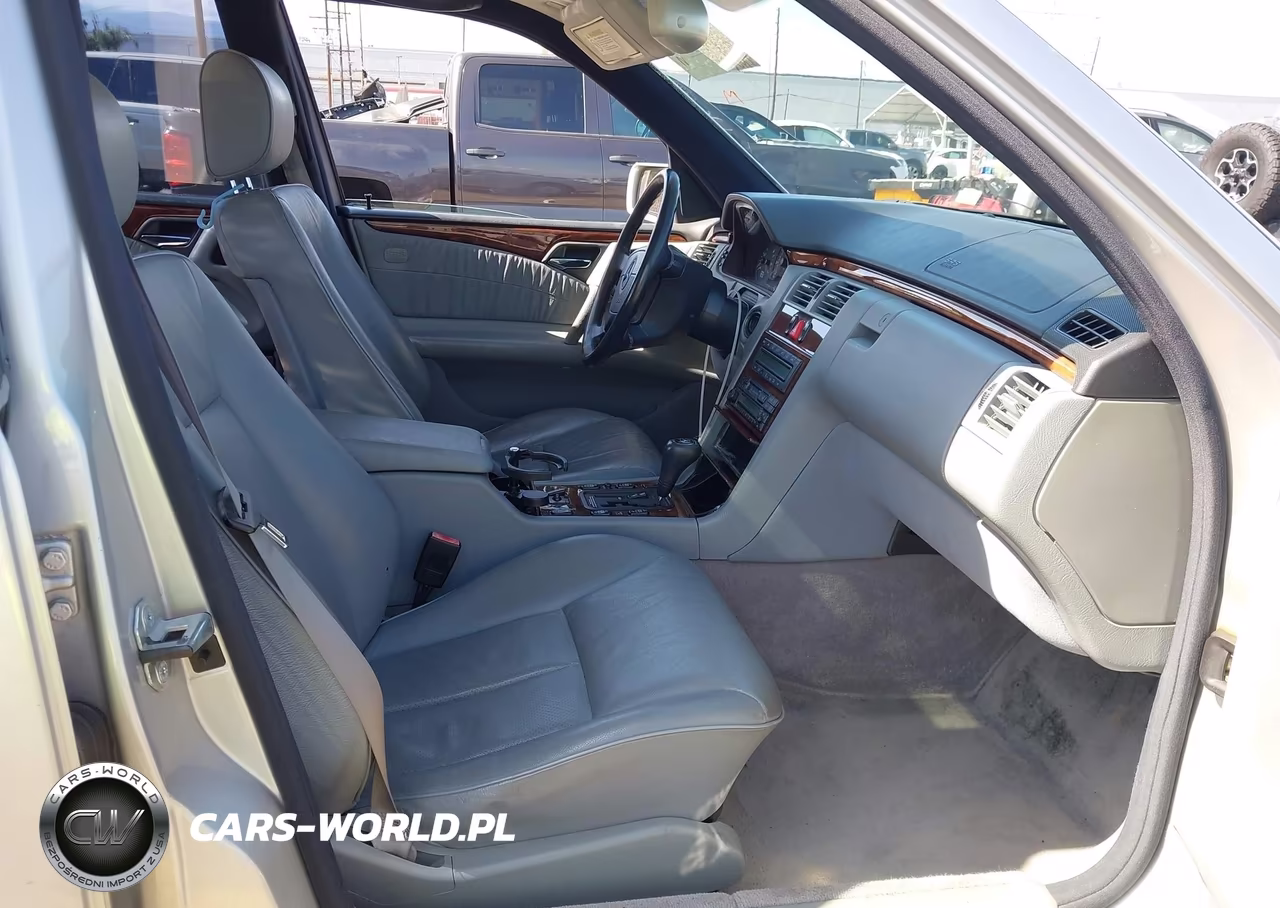 1998 Mercedes-Benz E 320 VIN:WDBJF65F0WA605821 - 5