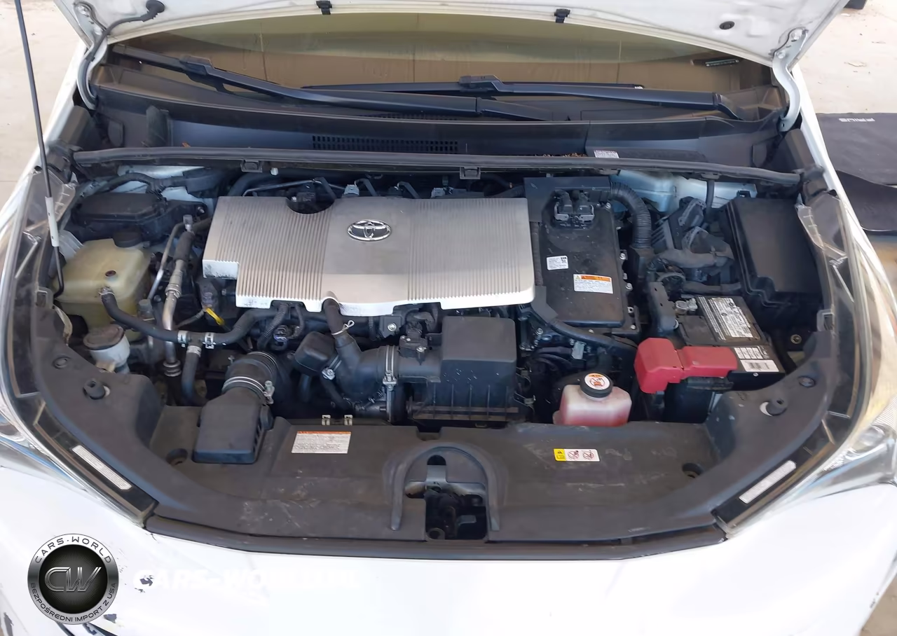 2018 Toyota Prius Two VIN:JTDKBRFU0J3075878 - 10