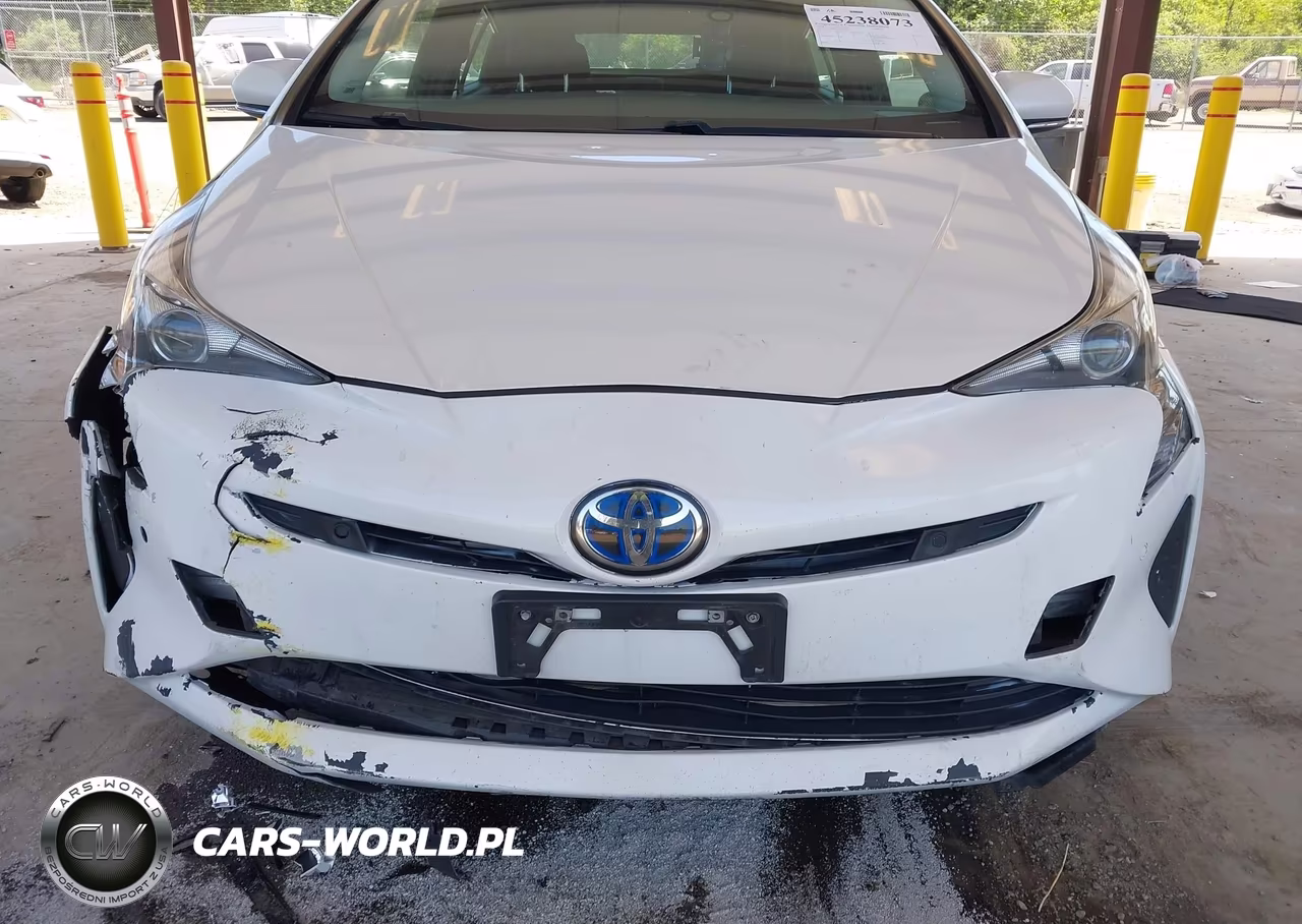 2018 Toyota Prius Two VIN:JTDKBRFU0J3075878 - 6
