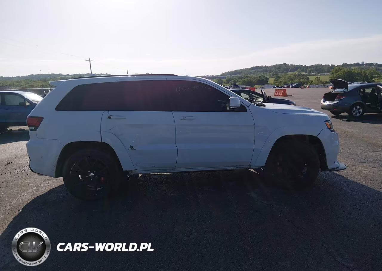 2017 Jeep Grand Cherokee Srt 4X4 VIN:1C4RJFDJ2HC675157 - 14