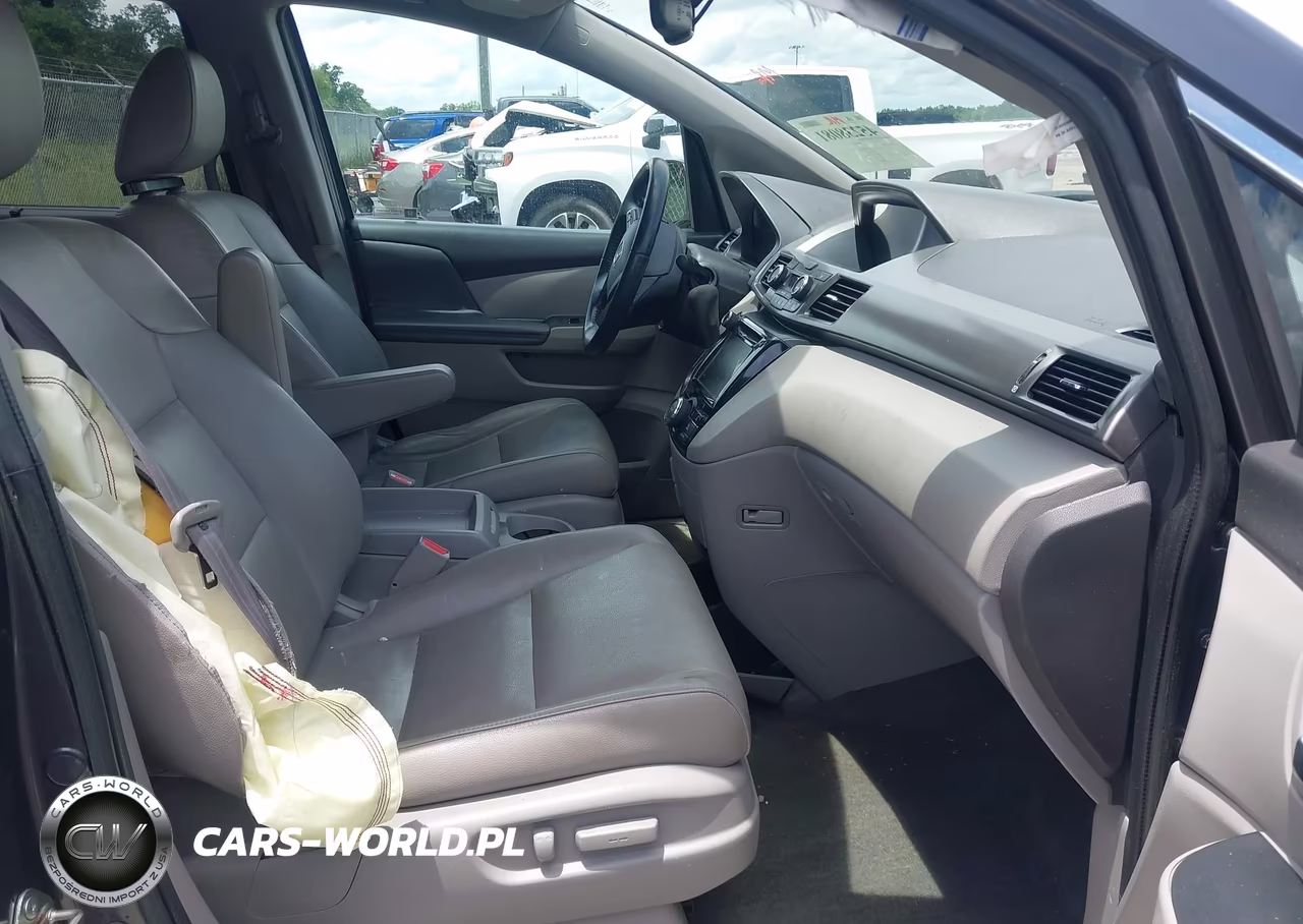 2017 Honda Odyssey Ex-L VIN:5FNRL5H67HB021476 - 5