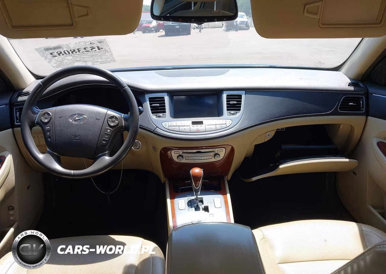 2014 Hyundai Genesis 3.8 VIN:KMHGC4DD6EU263308 - 17