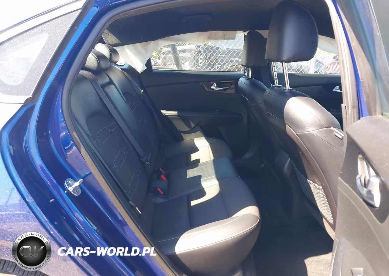 2021 Kia Forte Gt-Line VIN:3KPF34AD7ME380929 - 8