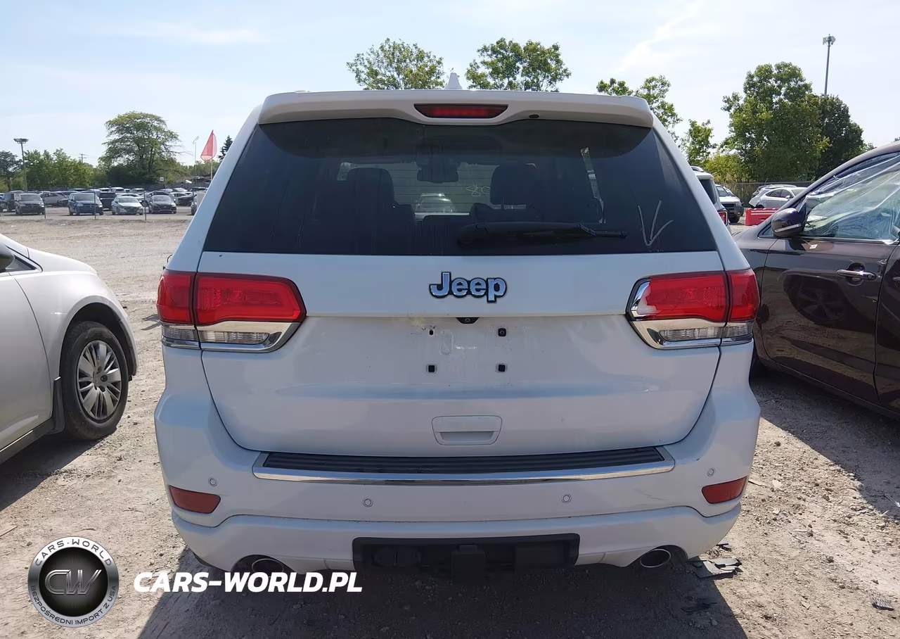 2015 Jeep Grand Cherokee Overland VIN:1C4RJECG2FC792993 - 16