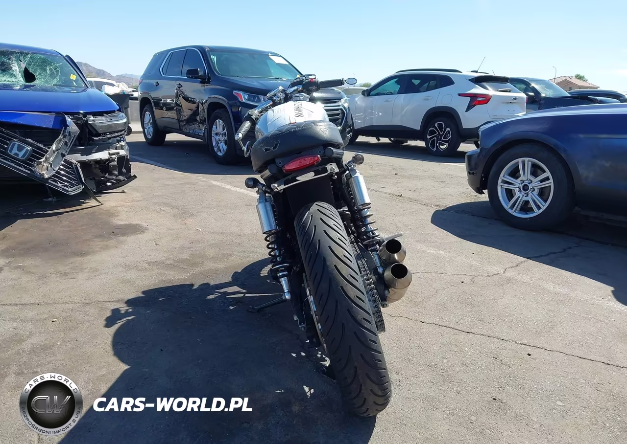2013 Triumph Motorcycle Thruxton VIN:SMT920K19DT570186 - 6