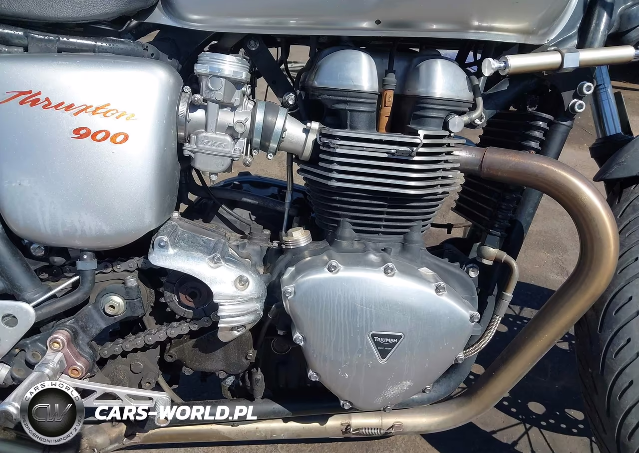 2013 Triumph Motorcycle Thruxton VIN:SMT920K19DT570186 - 8