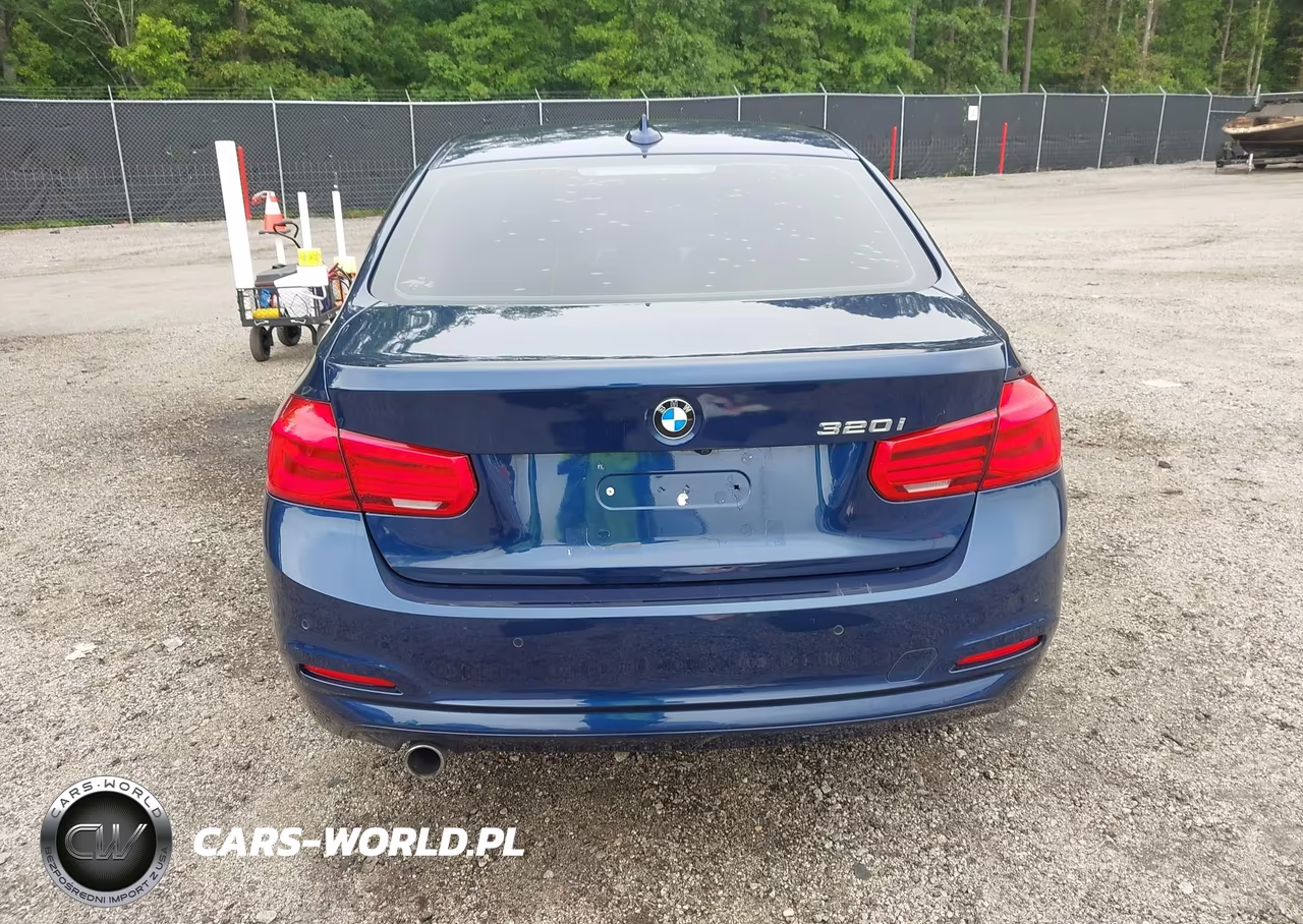 2017 BMW 320I VIN:WBA8E1G31HNU18332 - 16