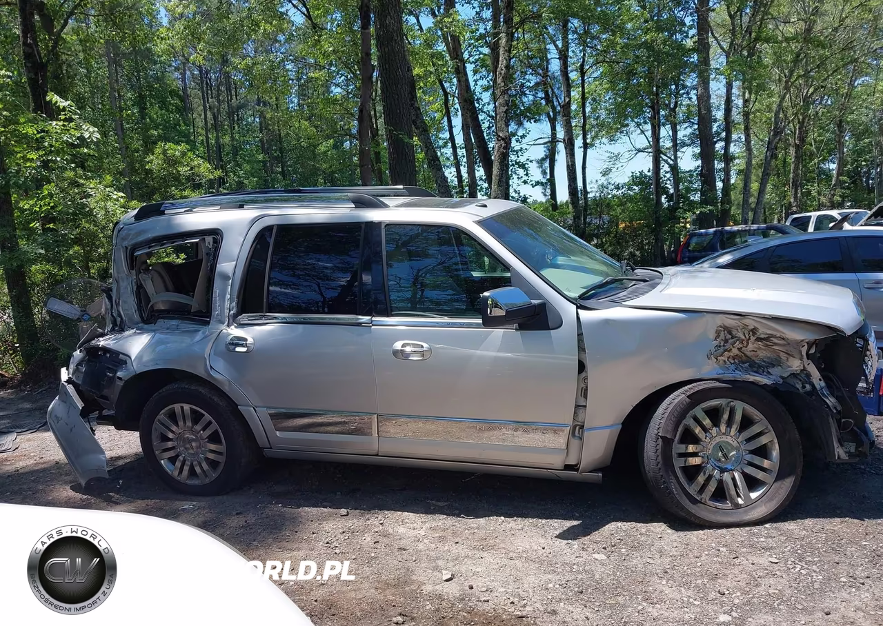 2011 Lincoln Navigator VIN:5LMJJ2J50BEJ04347 - 14