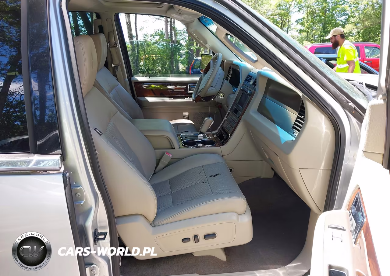 2011 Lincoln Navigator VIN:5LMJJ2J50BEJ04347 - 5
