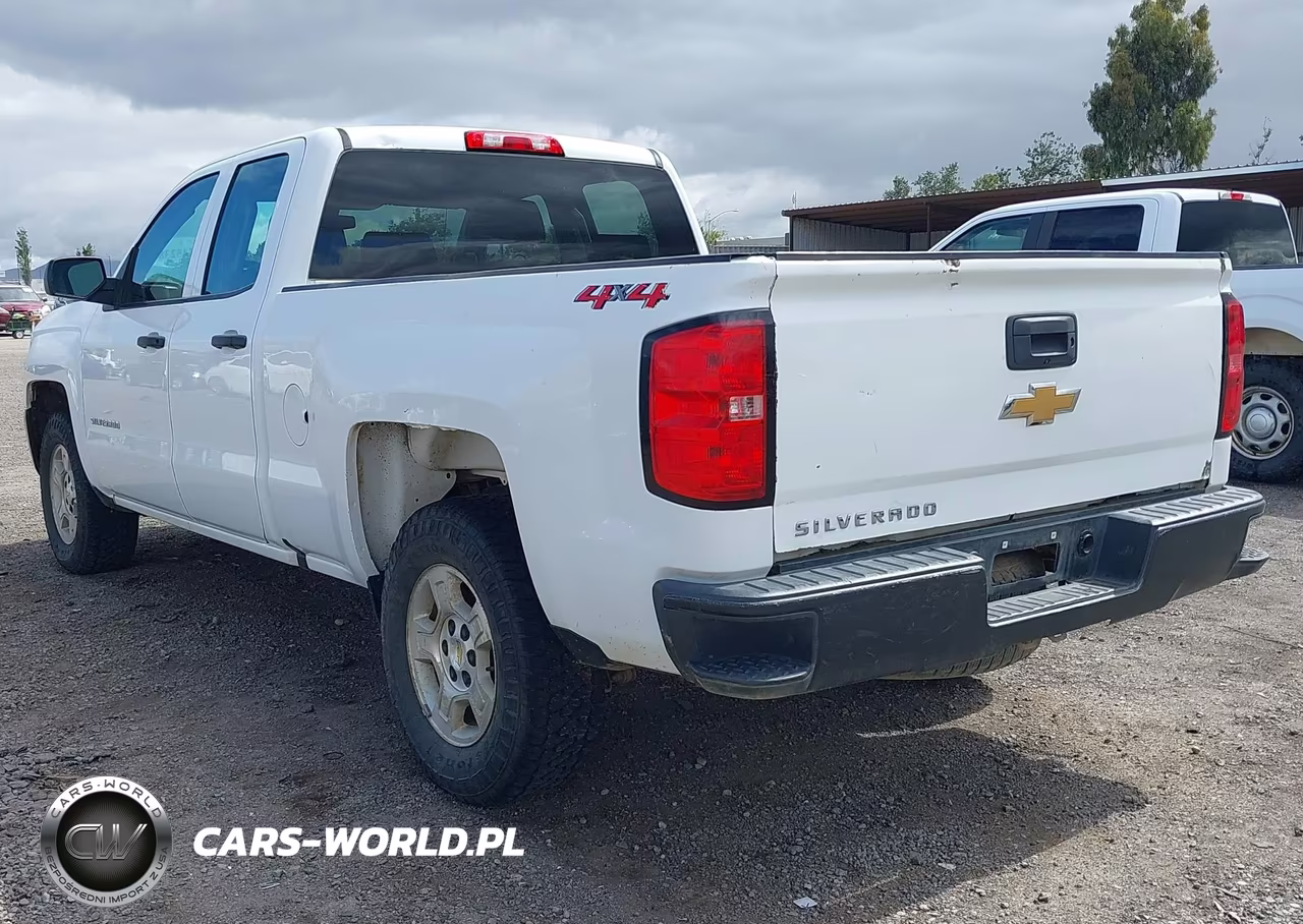 2018 Chevrolet Silverado 1500 Wt VIN:1GCVKNEHXJZ119182 - 3